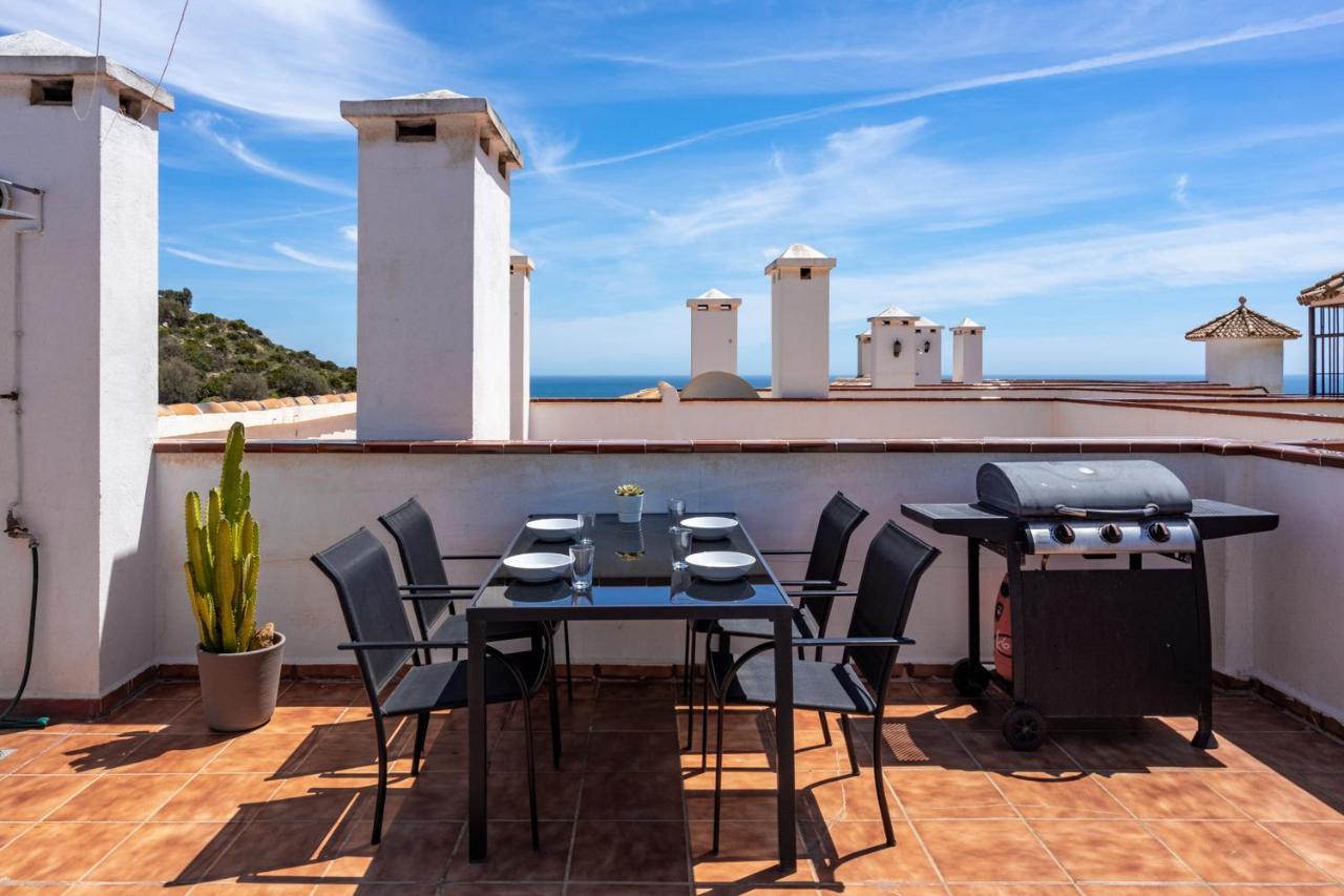 Appartement Private Roof Terrace In By Costarentals - Ref 11